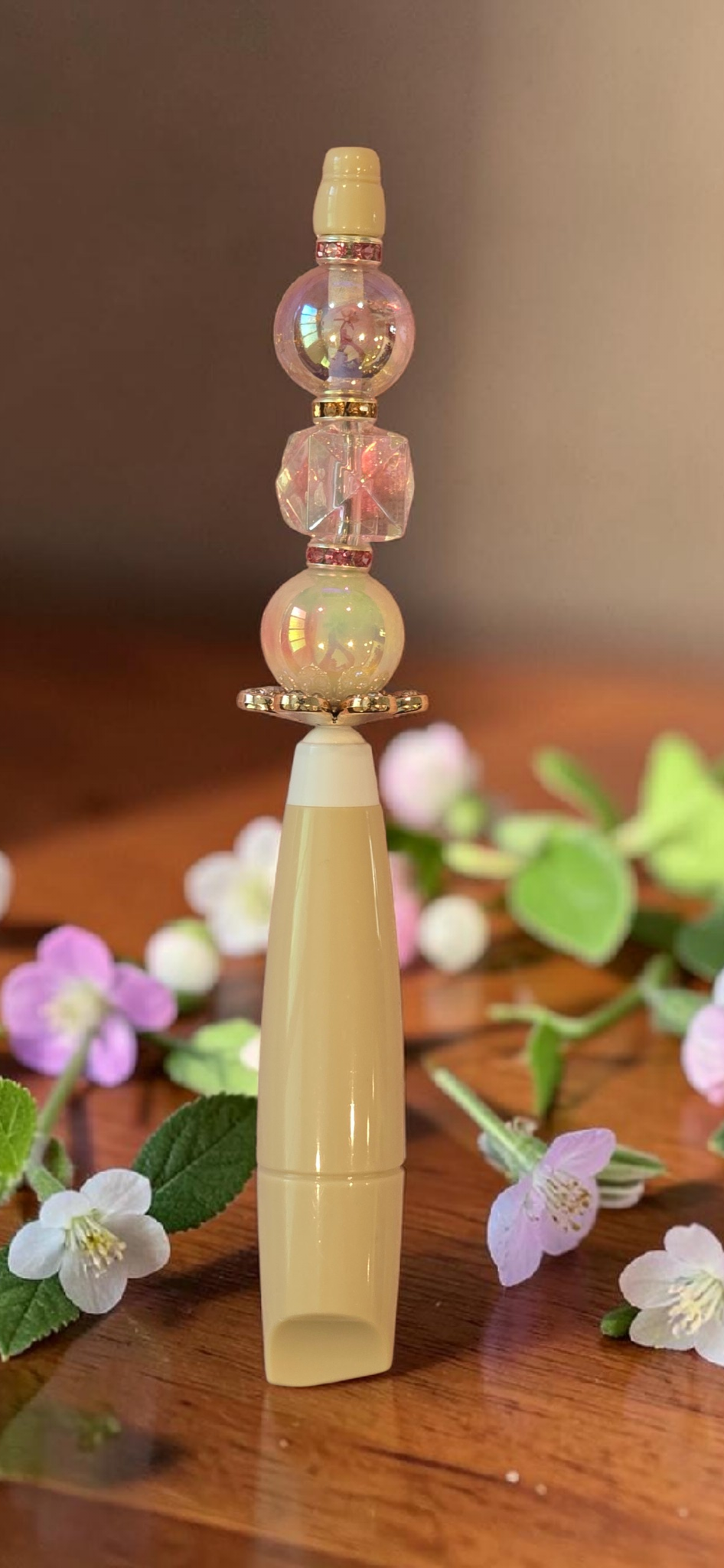 Beaded box cutter - Yellow